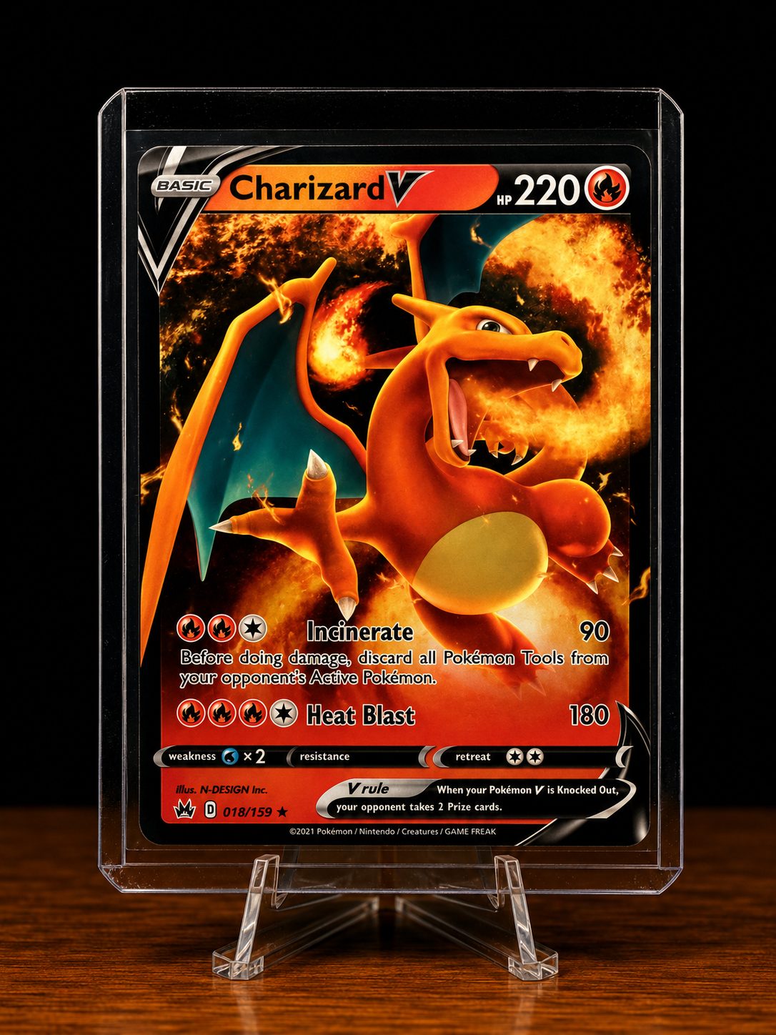 Frente da carta Charizard V