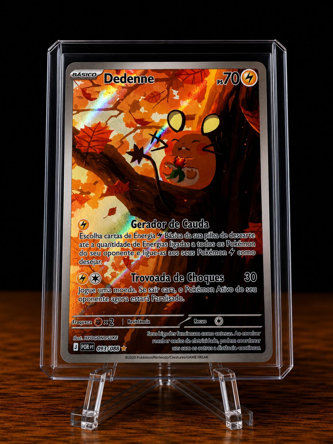 Frente da carta Dedenne