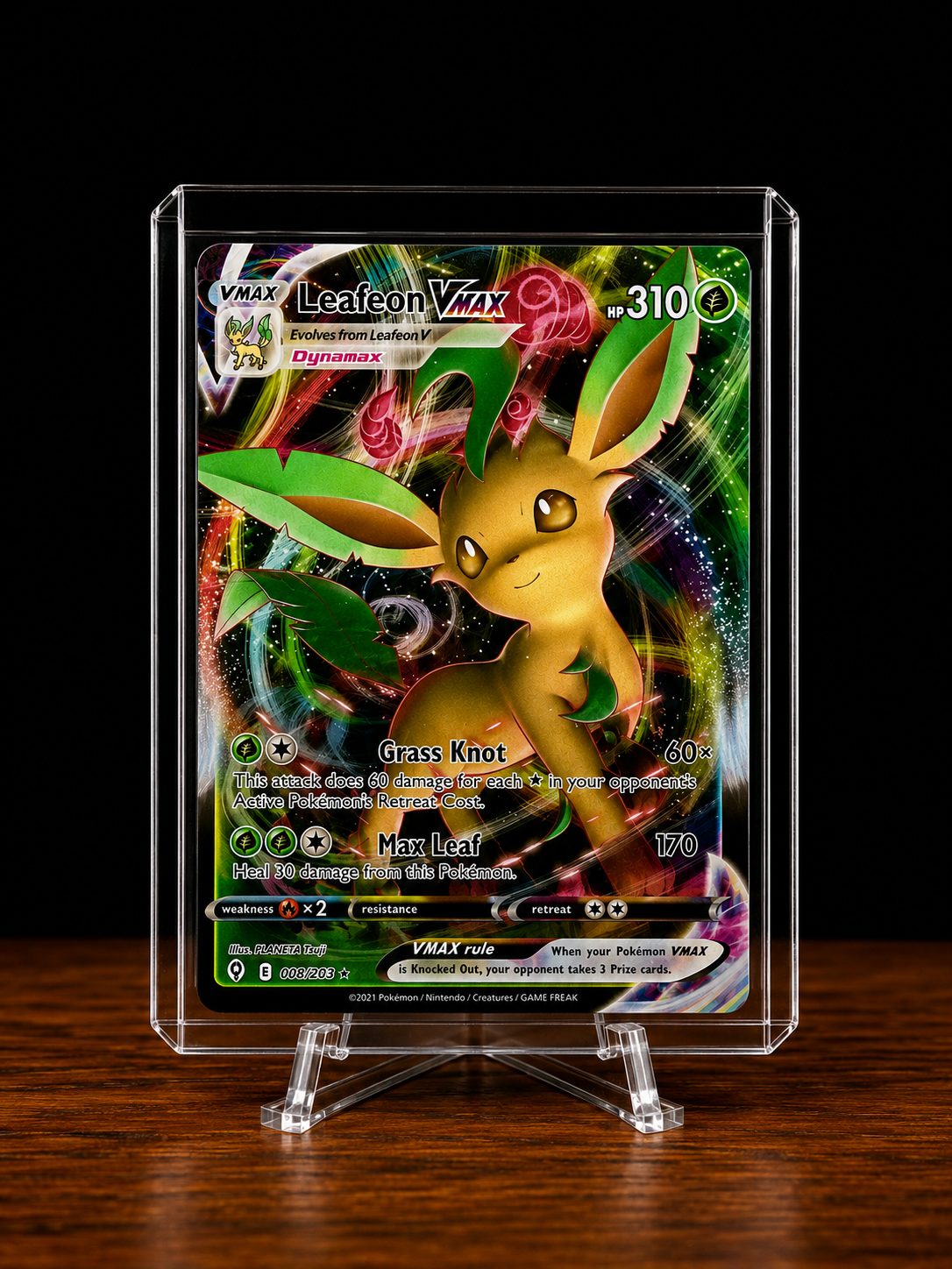 Frente da carta Leafeon VMAX