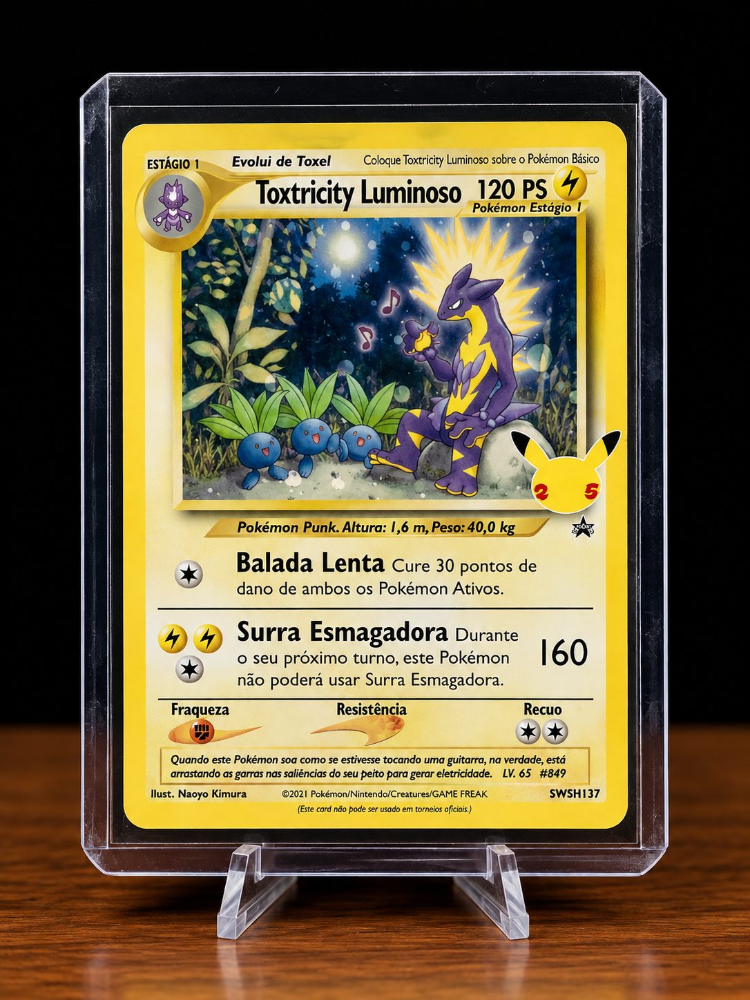 Toxtricity Luminoso