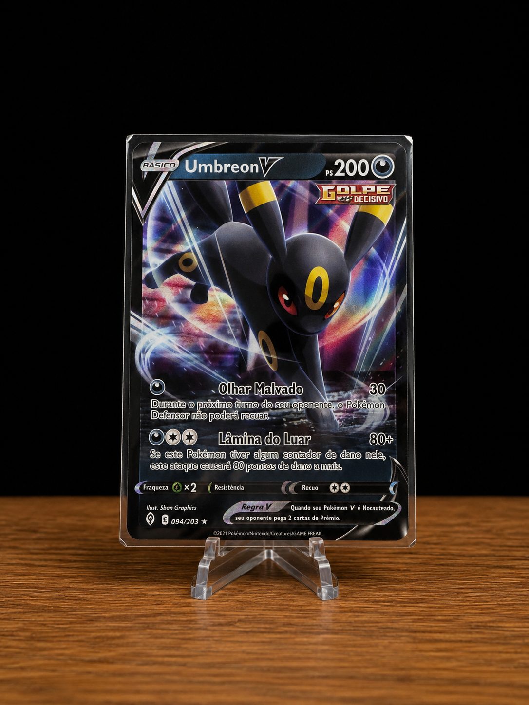 Frente da carta Umbreon V